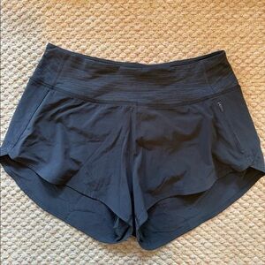 Outdoor voices shorts